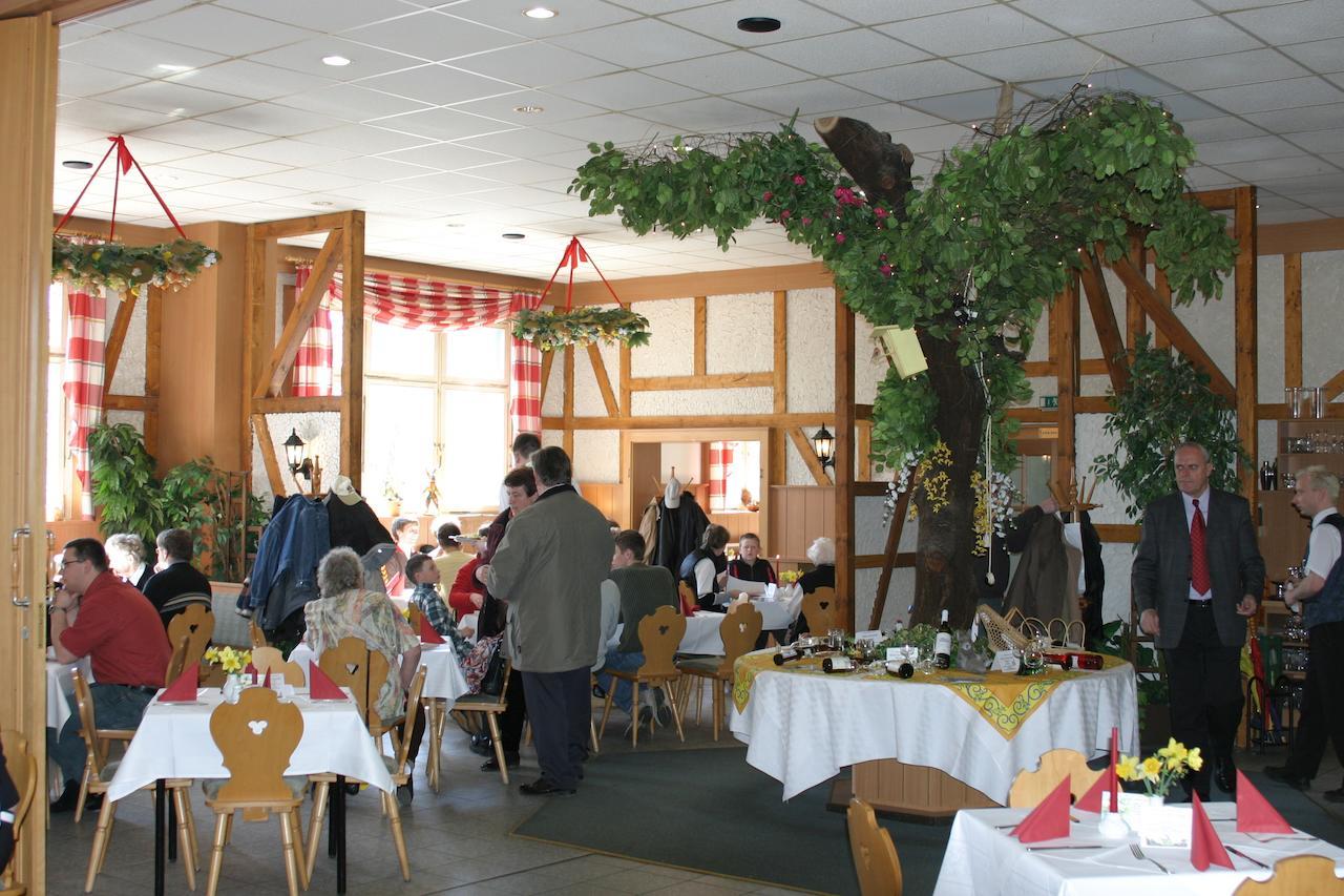 Hotel Restaurant Am Kriebsteinsee Exterior photo